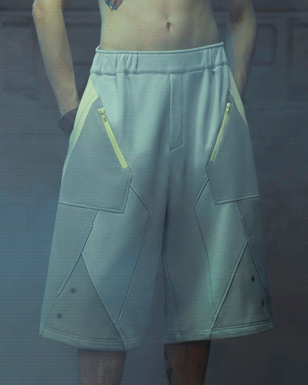 XIPHEVIL Deconstructed Zipper Rivet Shorts Light Grey – photo 10 of 17