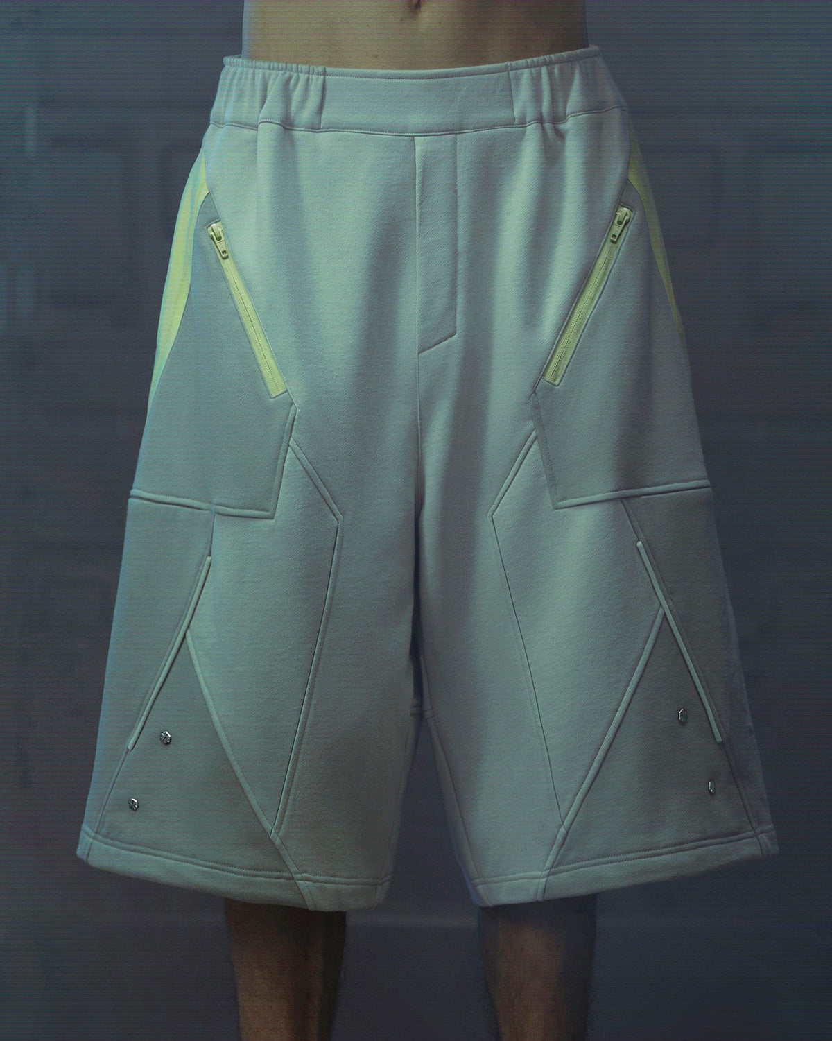 XIPHEVIL Deconstructed Zipper Rivet Shorts Light Grey – photo 12 of 17