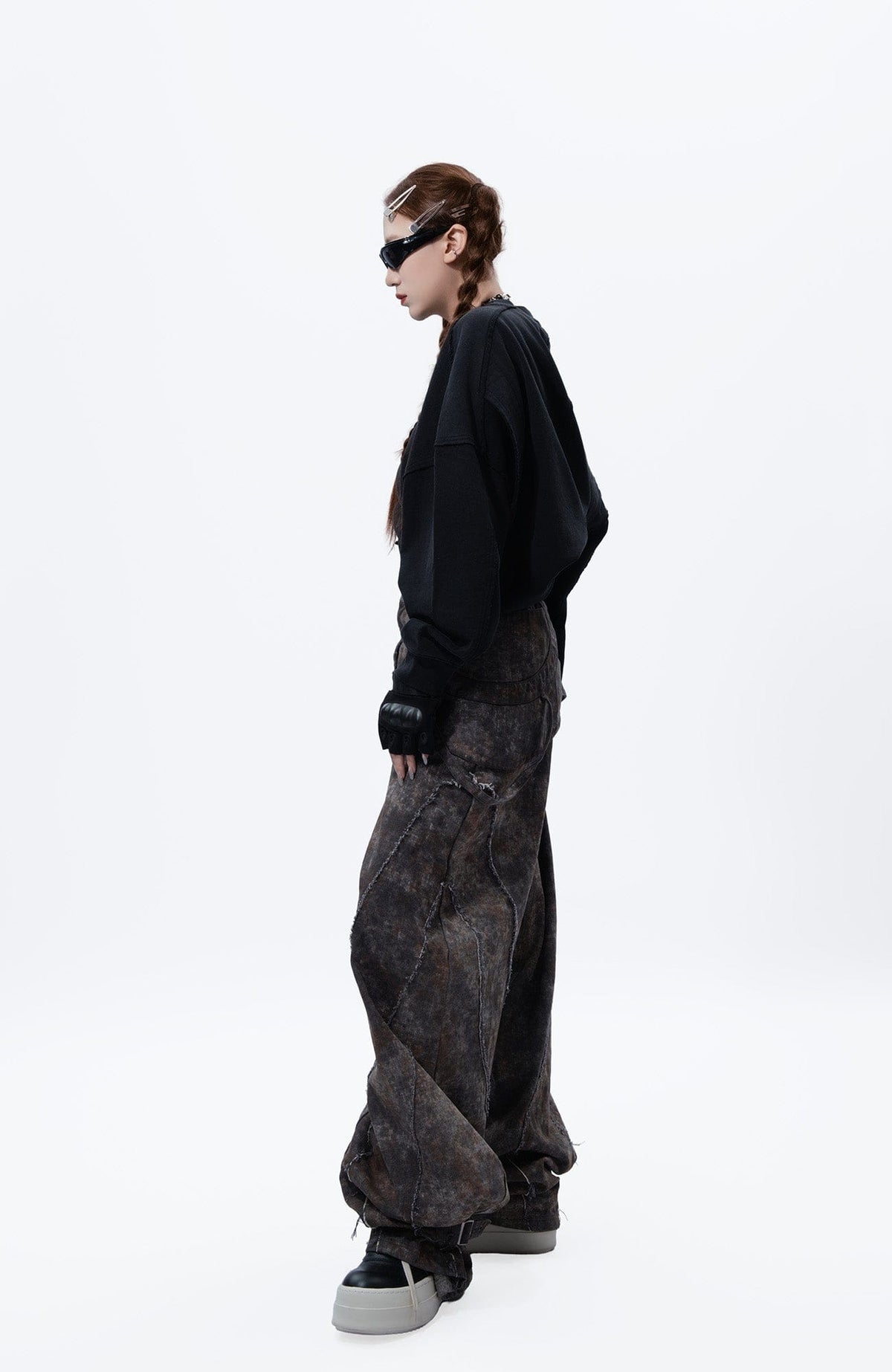 MOGONGSHE Distressed Detachable Drape Curved Panel Jeans – photo 7 of 25
