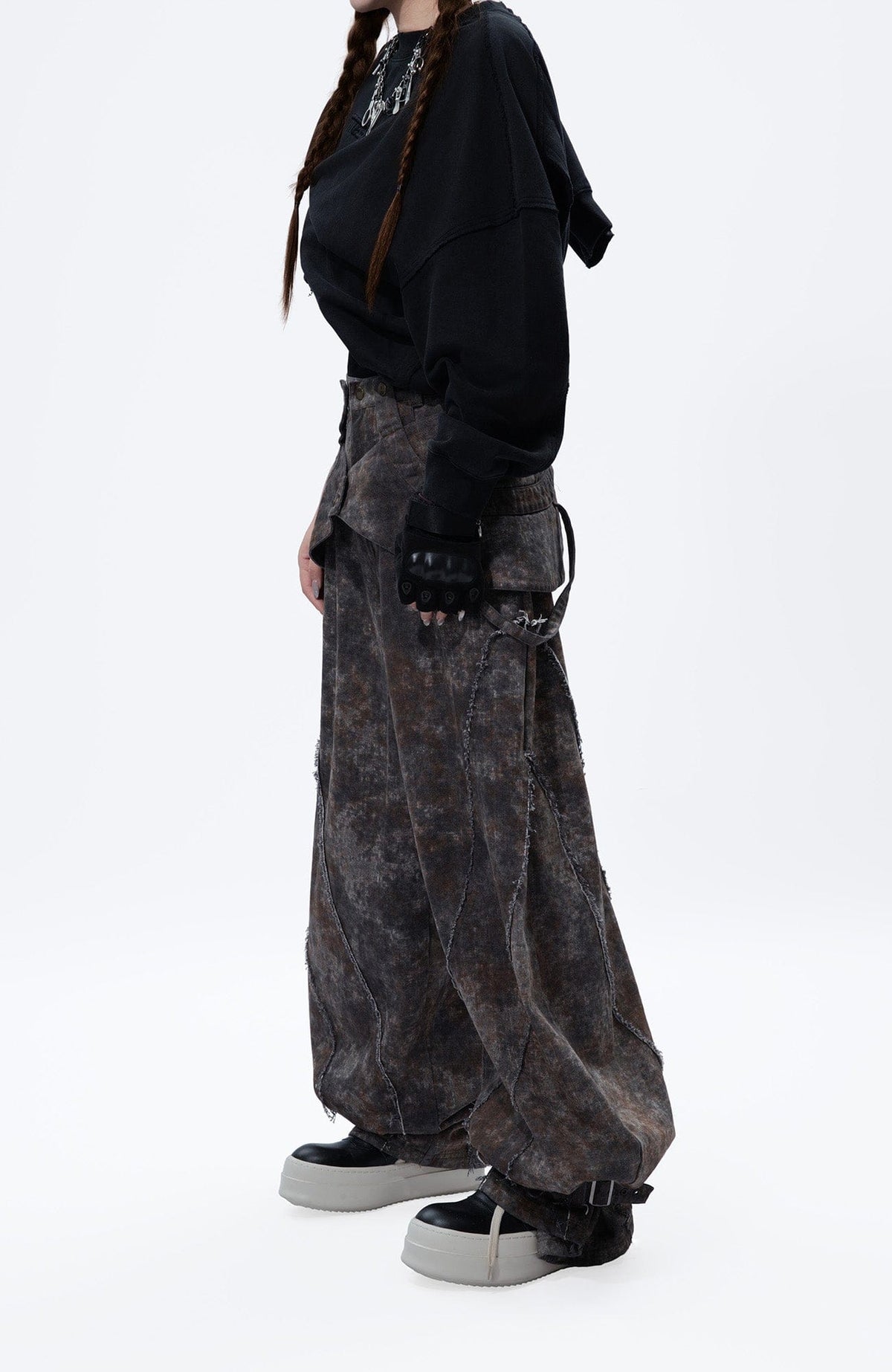 MOGONGSHE Distressed Detachable Drape Curved Panel Jeans – photo 15 of 25