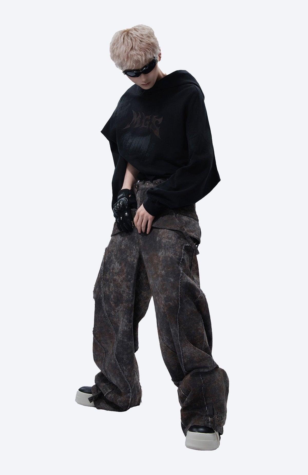 MOGONGSHE Distressed Detachable Drape Curved Panel Jeans – photo 10 of 25