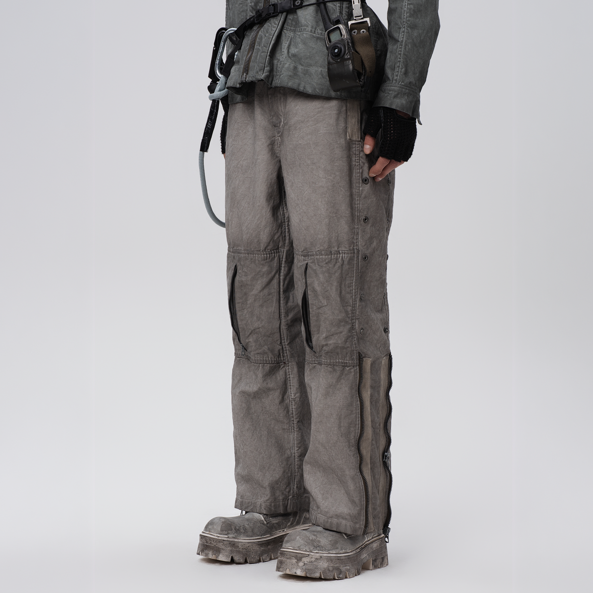 STEAM Distressed Mesh-Knee Multi-Pocket Straight-Leg Cargo Pants – photo 8 of 27