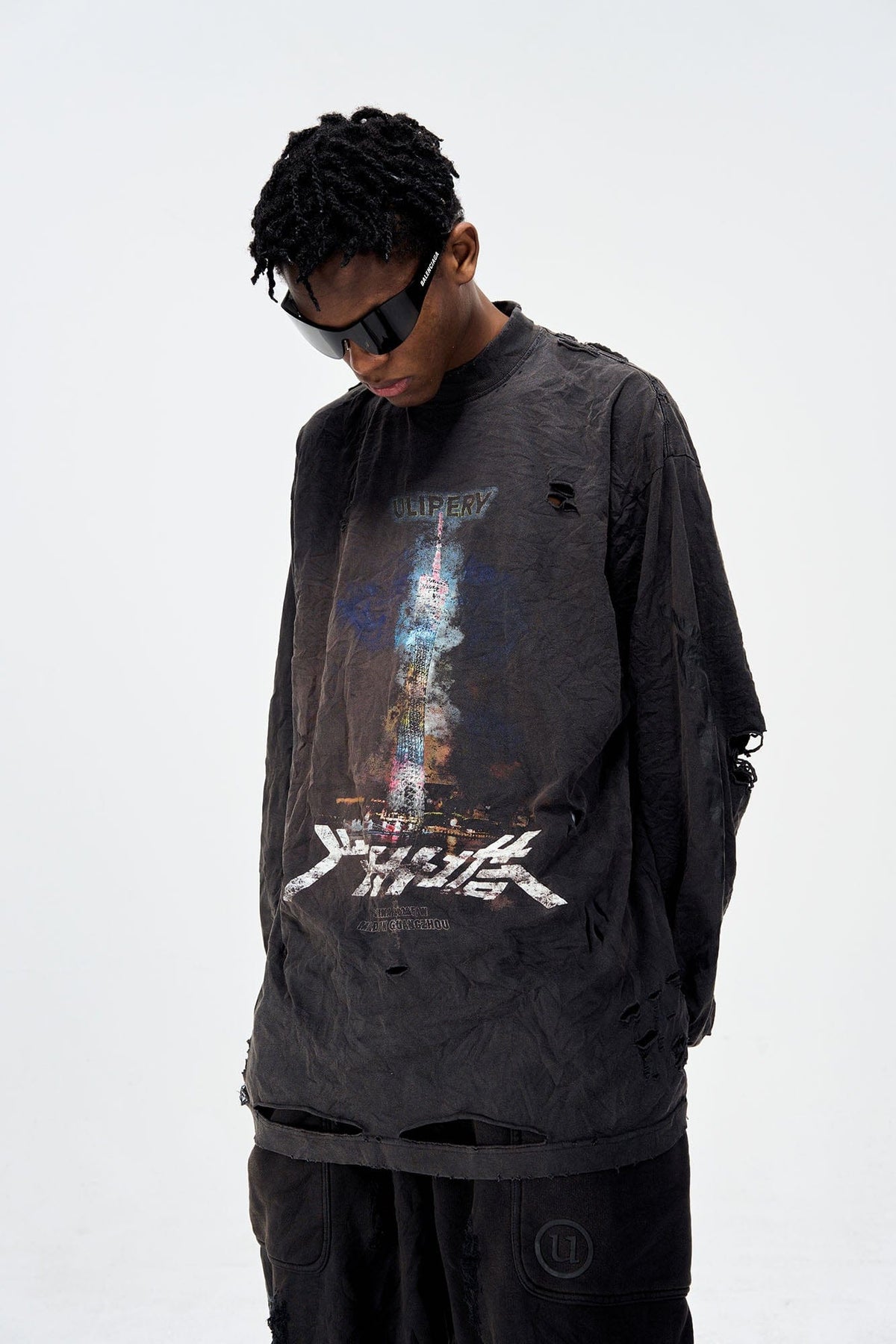 ULIPERY Distressed Glow Crinkled Long Sleeve Tee – photo 6 of 21