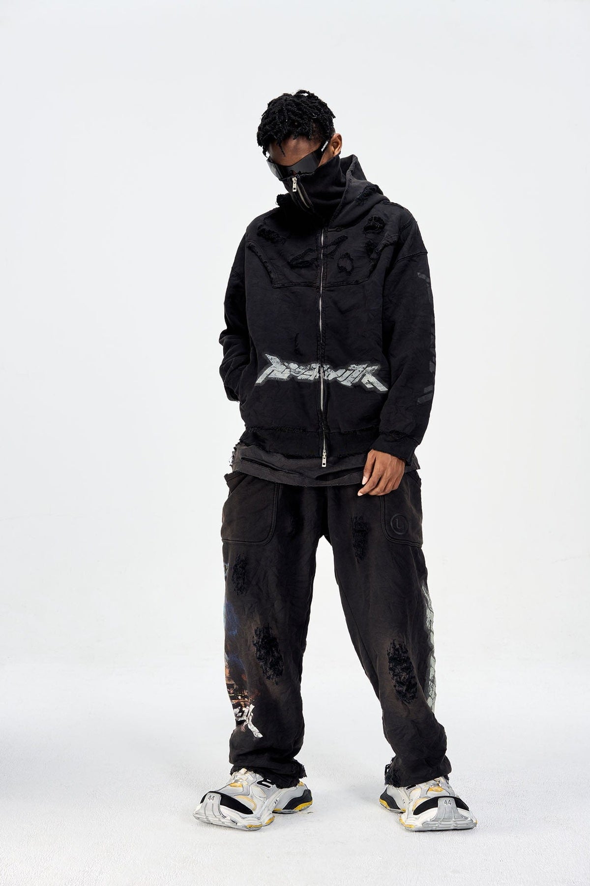 ULIPERY Distressed Glow Face-Cover Hooded Jacket – photo 5 of 24