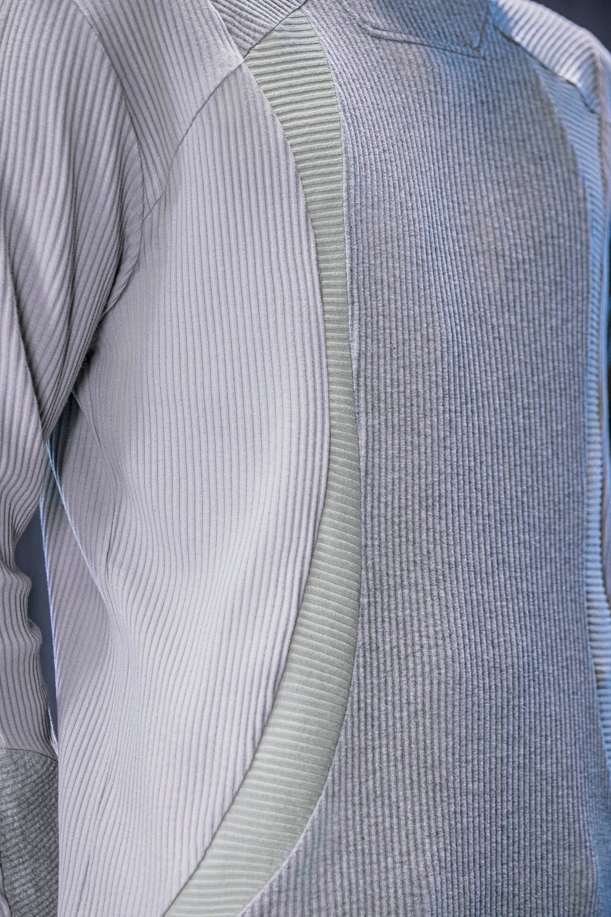 XIPHEVIL Ribbed Paneled Turtleneck Long-Sleeve Tee Grey – photo 10 of 13