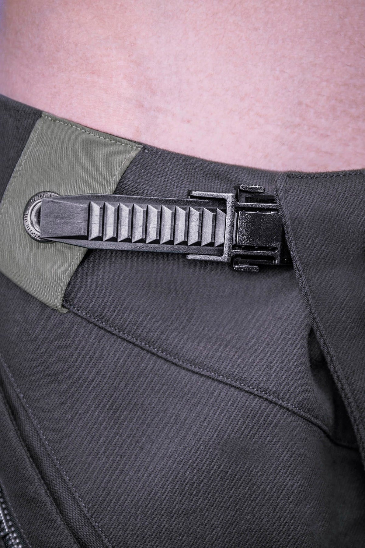 XIPHEVIL Blade Multi-Pocket Paneled Jogger Pants – photo 8 of 12