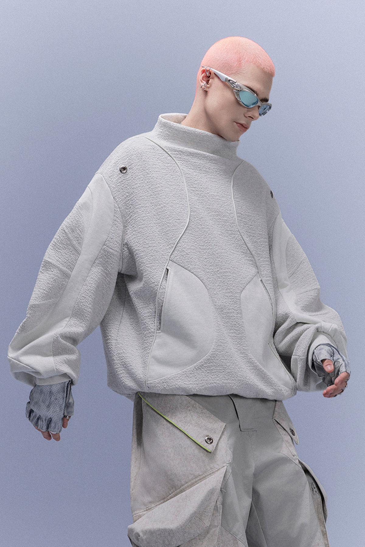 XIPHEVIL Fleece-Panel Saber-Sleeve Sweatshirt White – photo 9 of 12