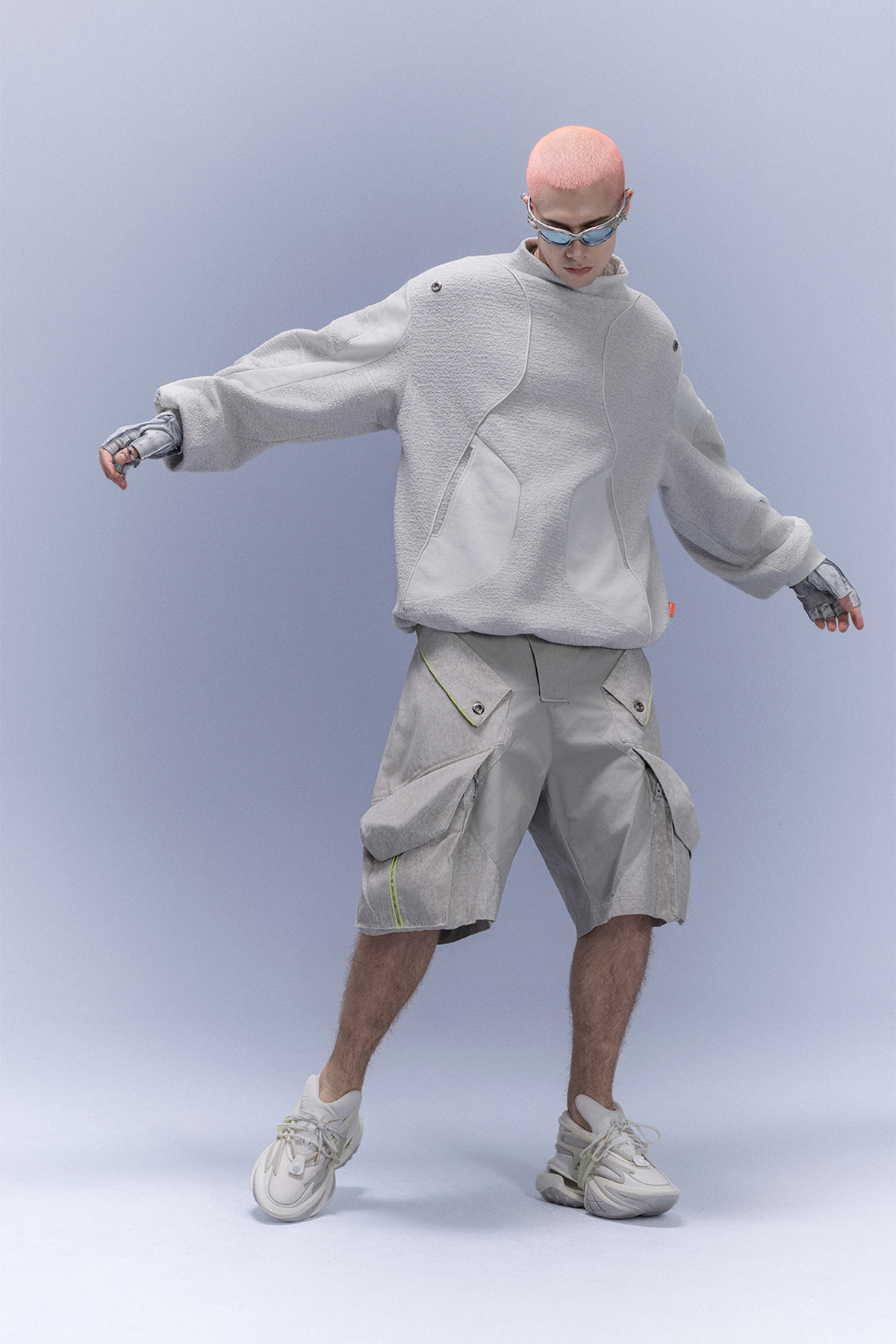 XIPHEVIL Fleece-Panel Saber-Sleeve Sweatshirt White – photo 5 of 12