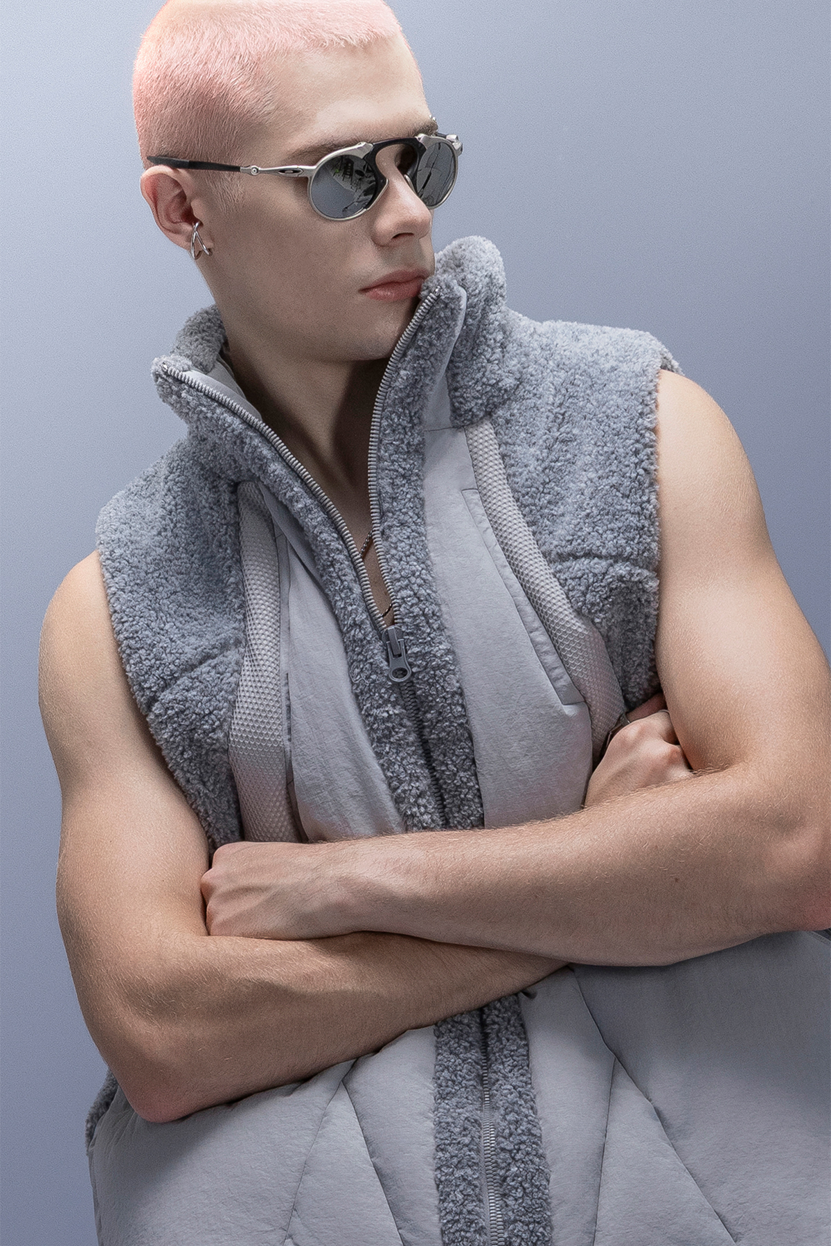 XIPHEVIL High-Neck Fleece-Panel Vest Dark Gray – photo 17 of 18