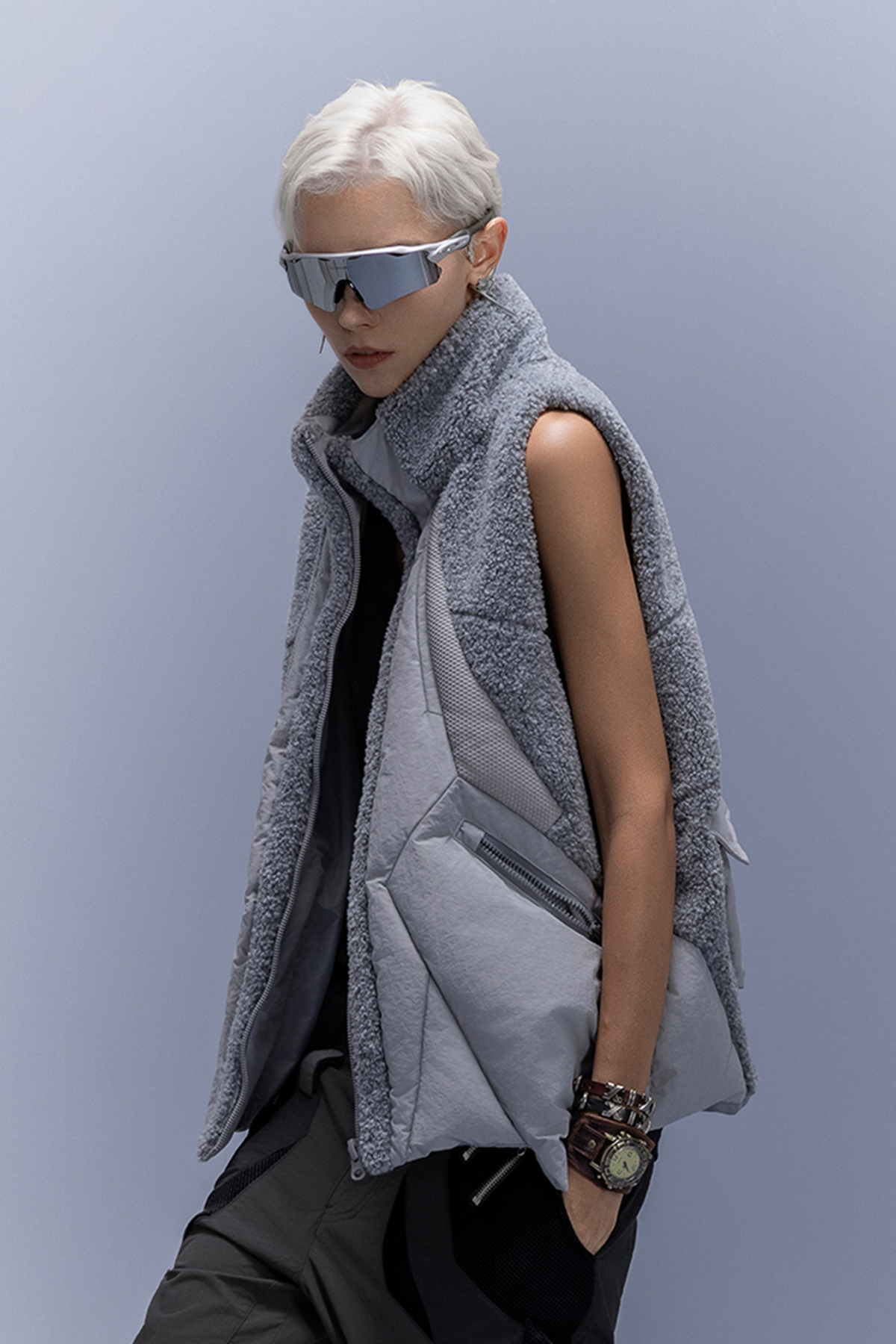 XIPHEVIL High-Neck Fleece-Panel Vest Dark Gray – photo 12 of 18