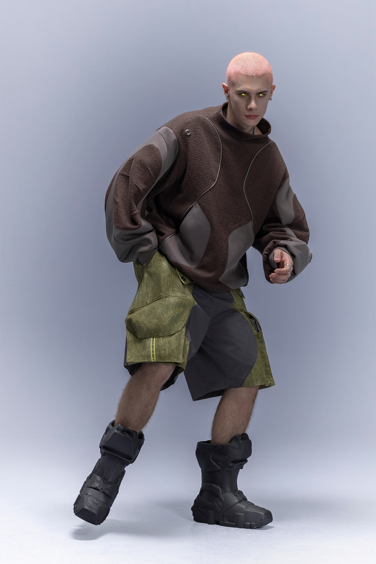 XIPHEVIL Fleece-Panel Saber-Sleeve Sweatshirt Coffee – photo 5 of 9