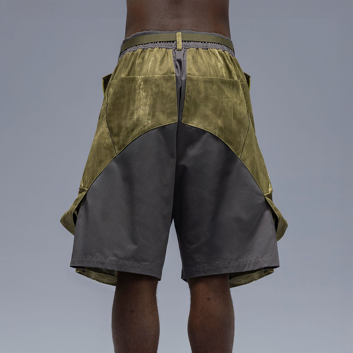 XIPHEVIL Washed Contrast Panel Pocket Utility Shorts Green – photo 2 of 11