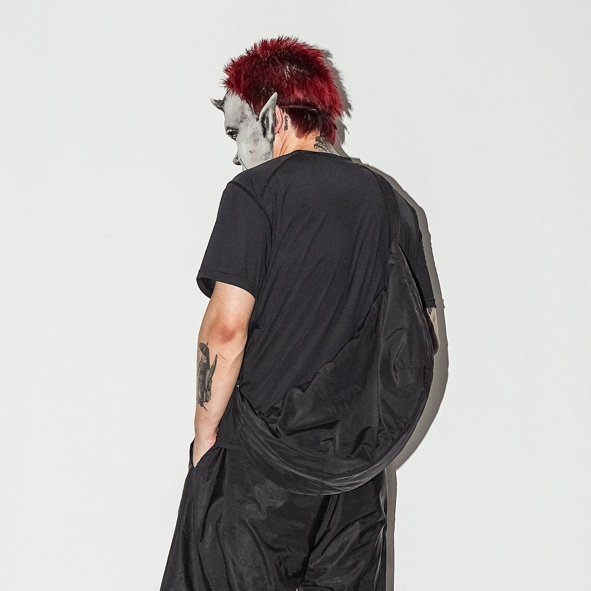UNDERWATER Dark Soul Waterproof Crescent Shoulder Bag – photo 2 of 11