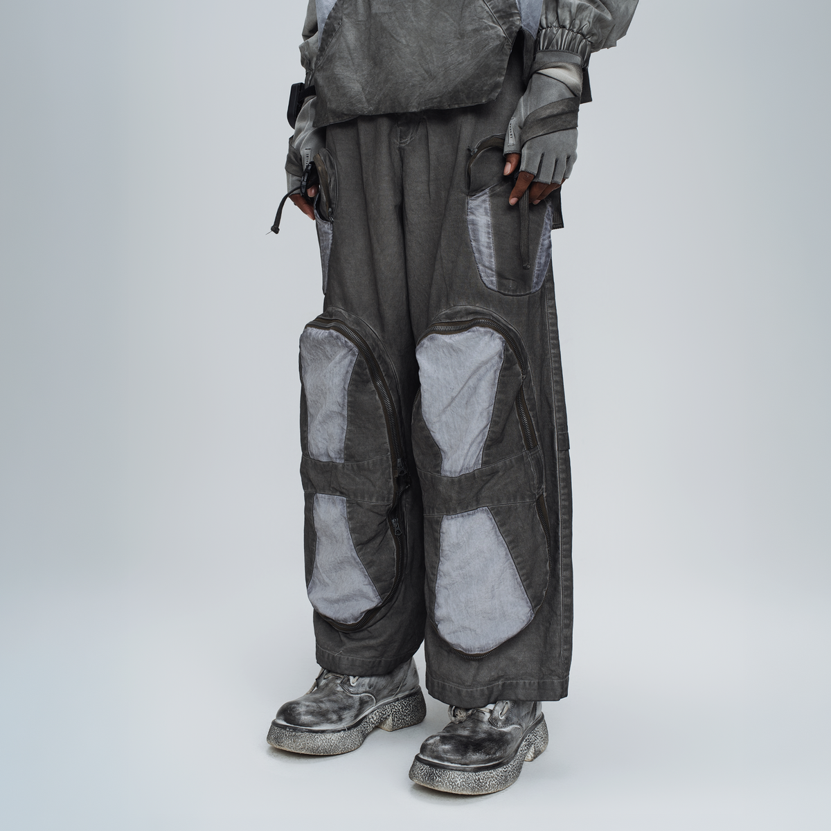 STEAM Multi-Pocket Spliced Parachute Cargo Pants – photo 6 of 25