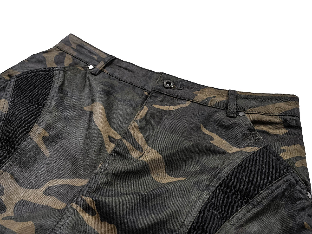UNDERWATER Camo Deconstructed Fang-Paneled Pants – photo 7 of 12