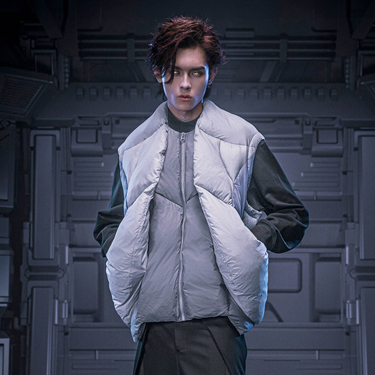 XIPHEVIL Exoskeleton Detachable-Sleeve Paneled Puffer Jacket – photo 2 of 12
