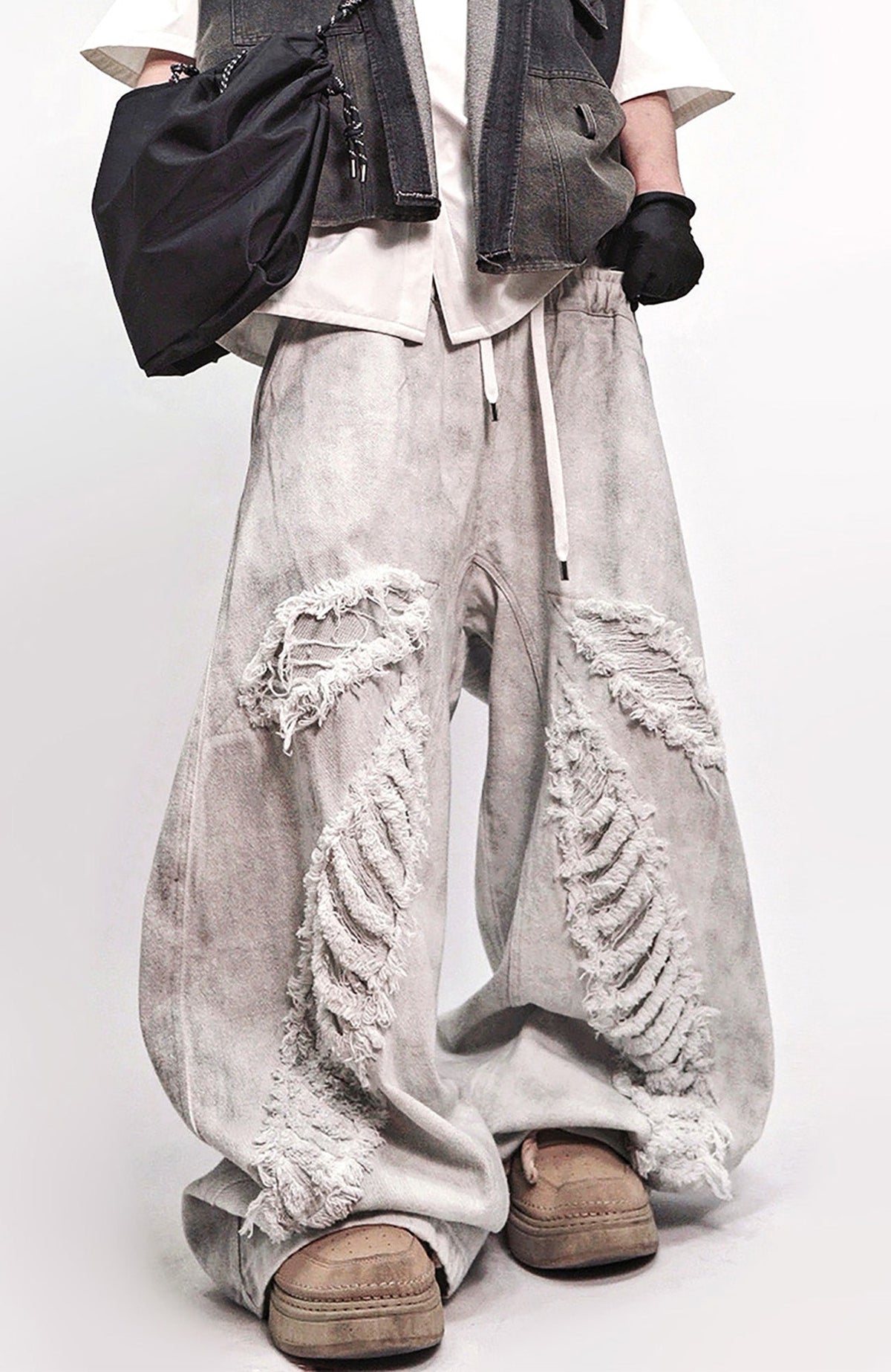 UUCSCC Mud-Dyed Distressed Straight-Leg Jeans – photo 6 of 13