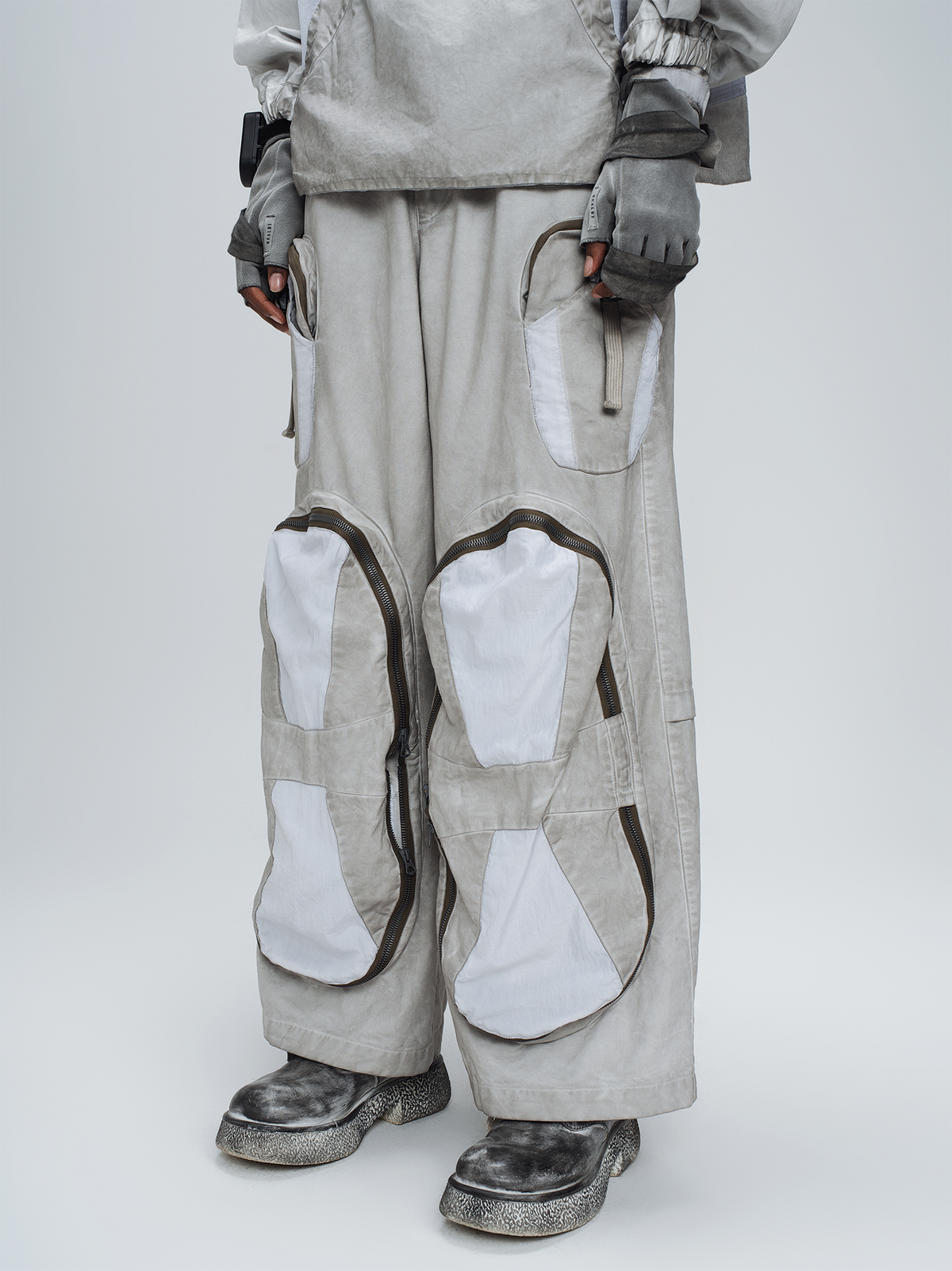 STEAM Multi-Pocket Spliced Parachute Cargo Pants – photo 15 of 25