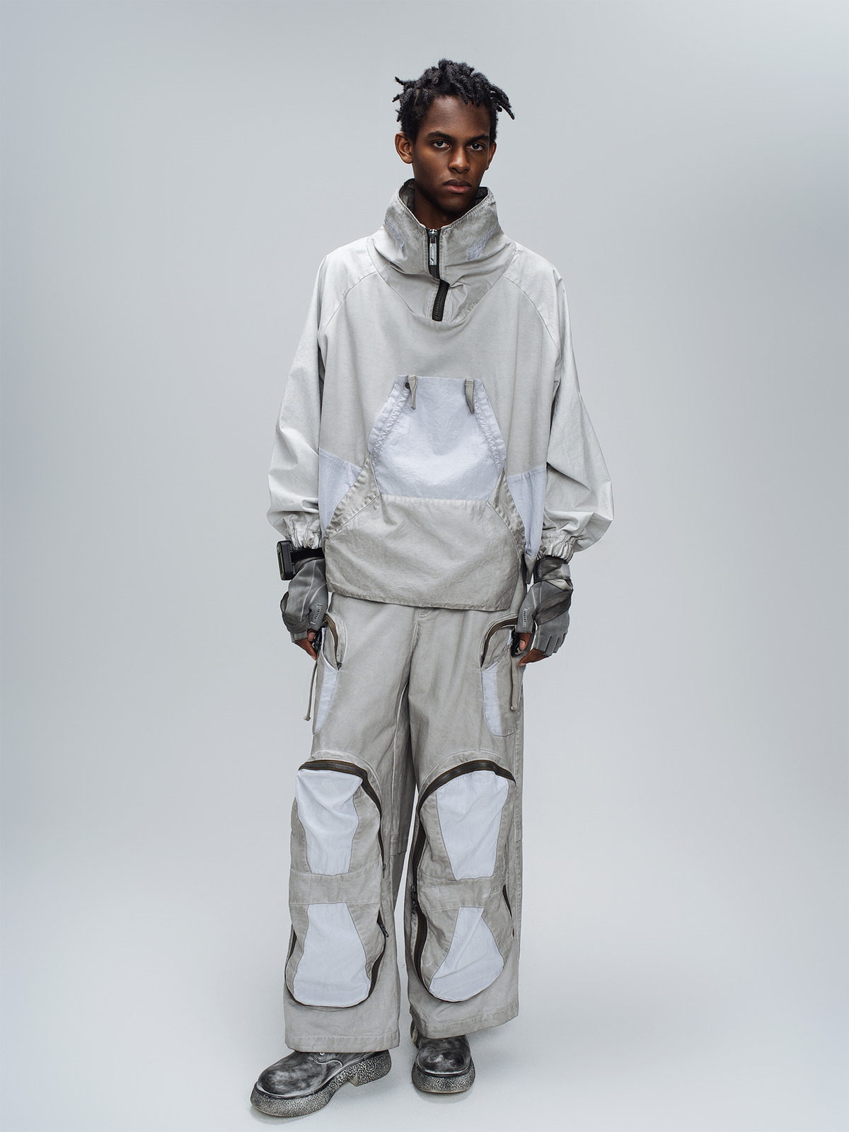 STEAM Multi-Pocket Spliced Parachute Cargo Pants – photo 7 of 25