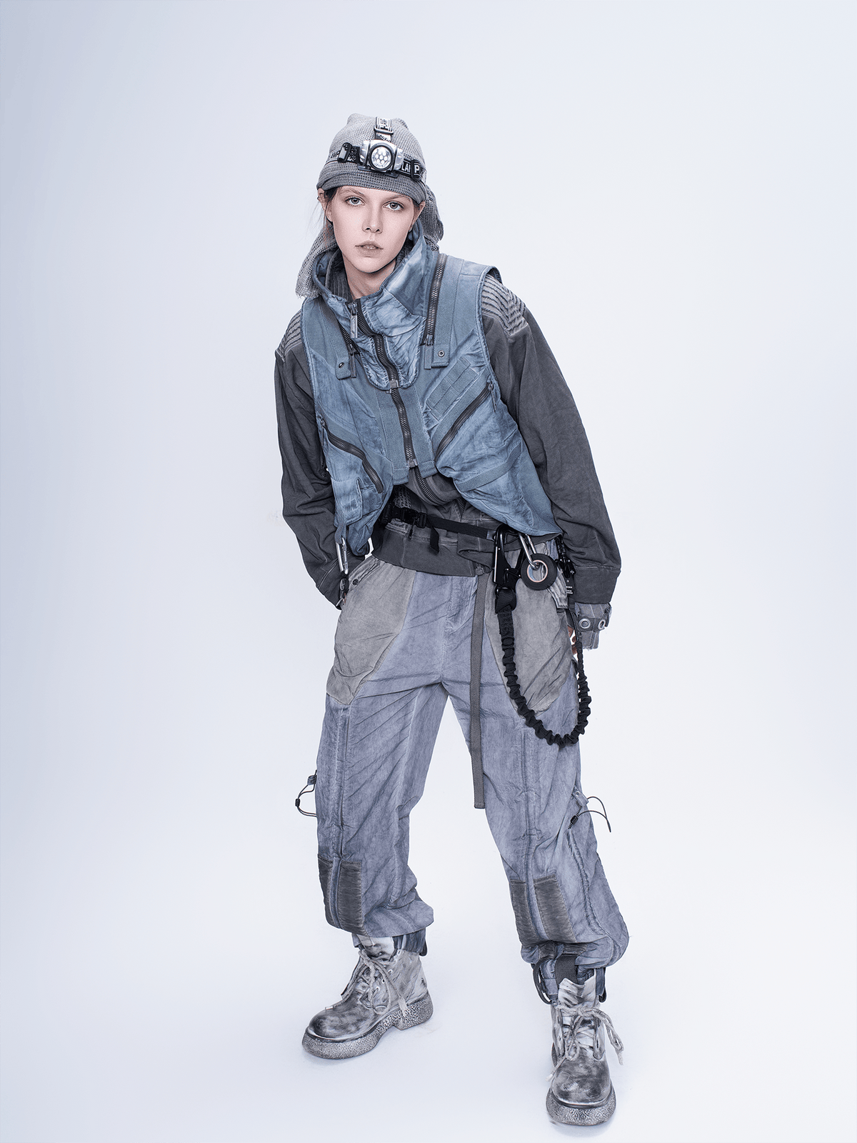 STEAM Multi-Pocket Detachable Utility Vest – photo 12 of 39