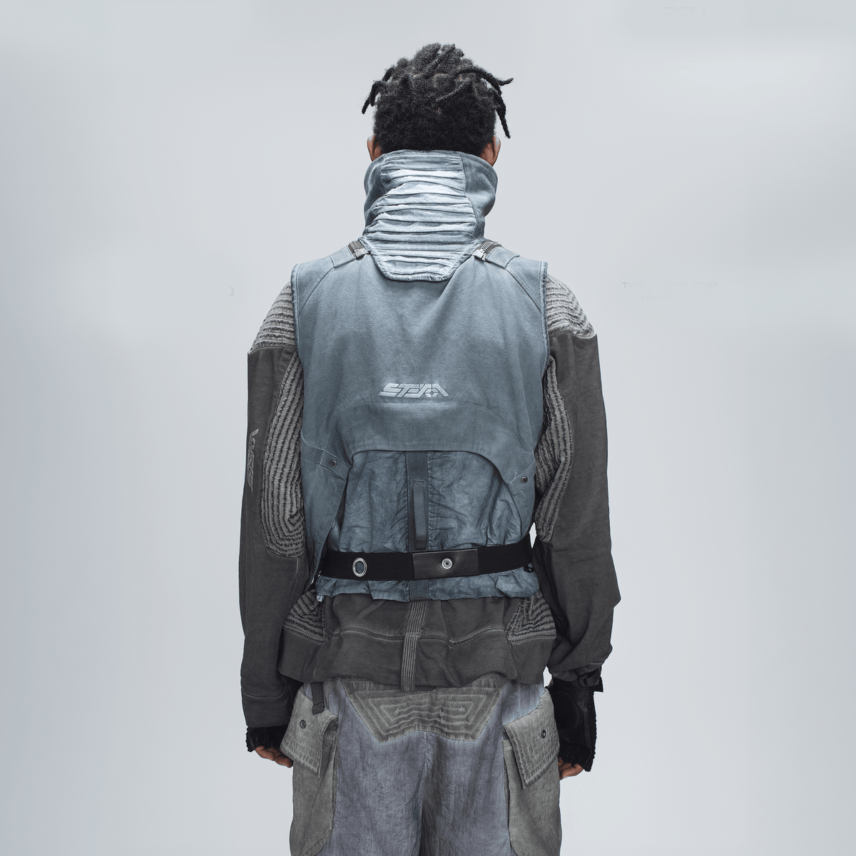STEAM Multi-Pocket Detachable Utility Vest – photo 3 of 39
