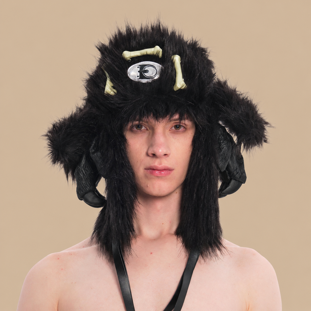 EMBRYO Fuzzy Bone Claw Faux Fur Hat