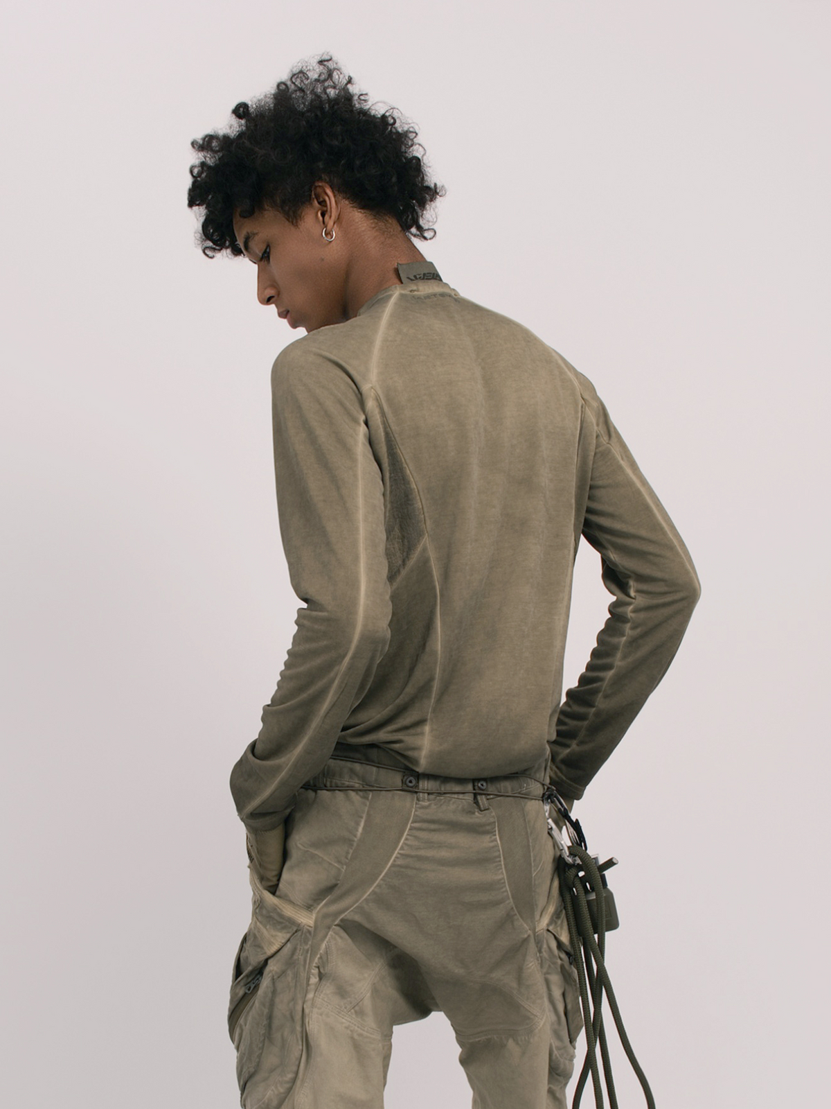 STEAM Distressed Spliced Paneled Long-Sleeve Tee – photo 17 of 24