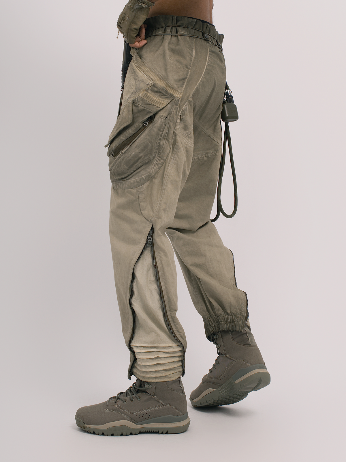 STEAM Distressed Multi-Pocket Utility Cargo Pants – photo 22 of 29