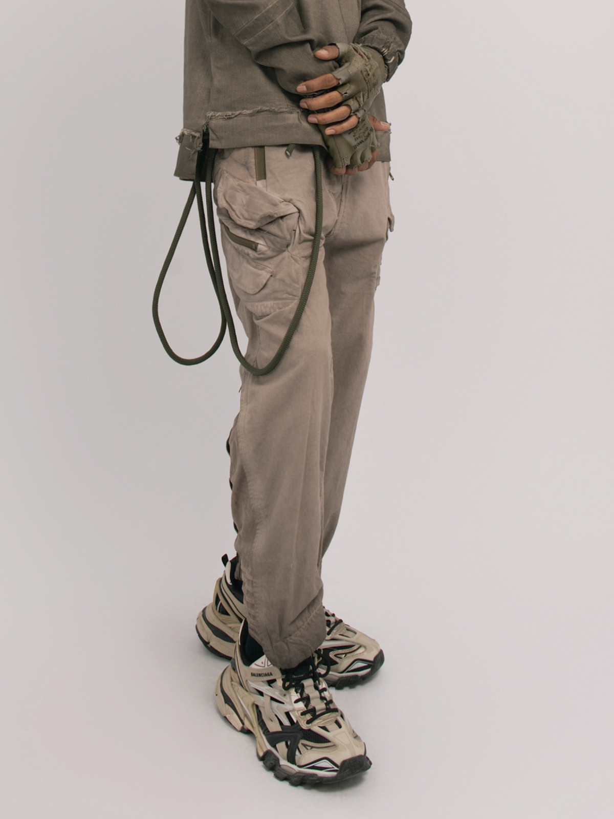 STEAM Distressed Multi-Pocket Utility Cargo Pants – photo 29 of 29