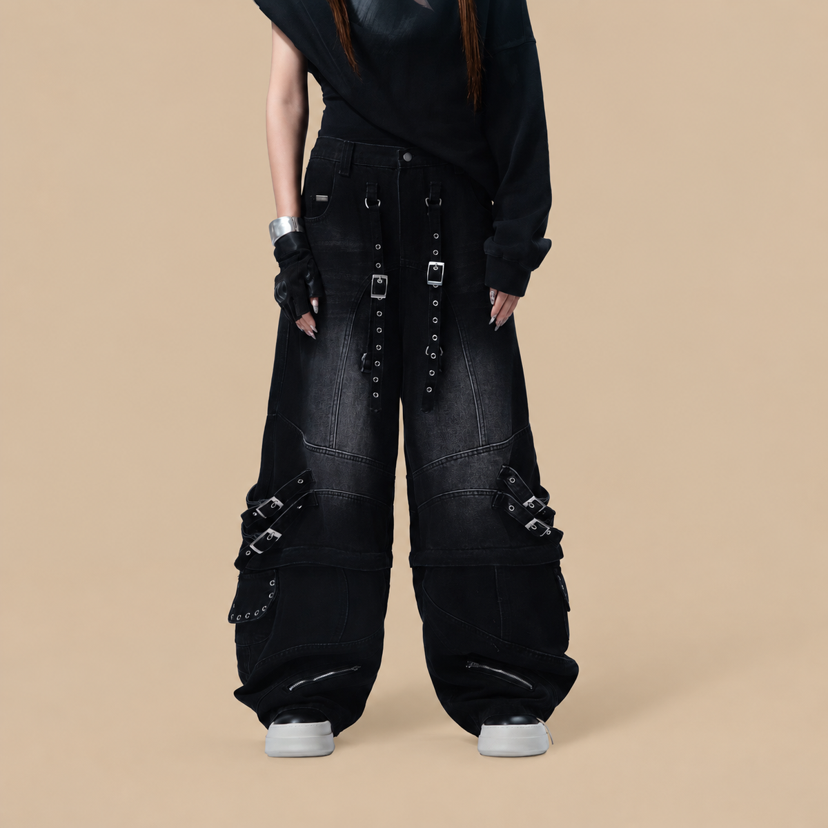 MOGONGSHE Detachable Drape-Strap Washed Jeans