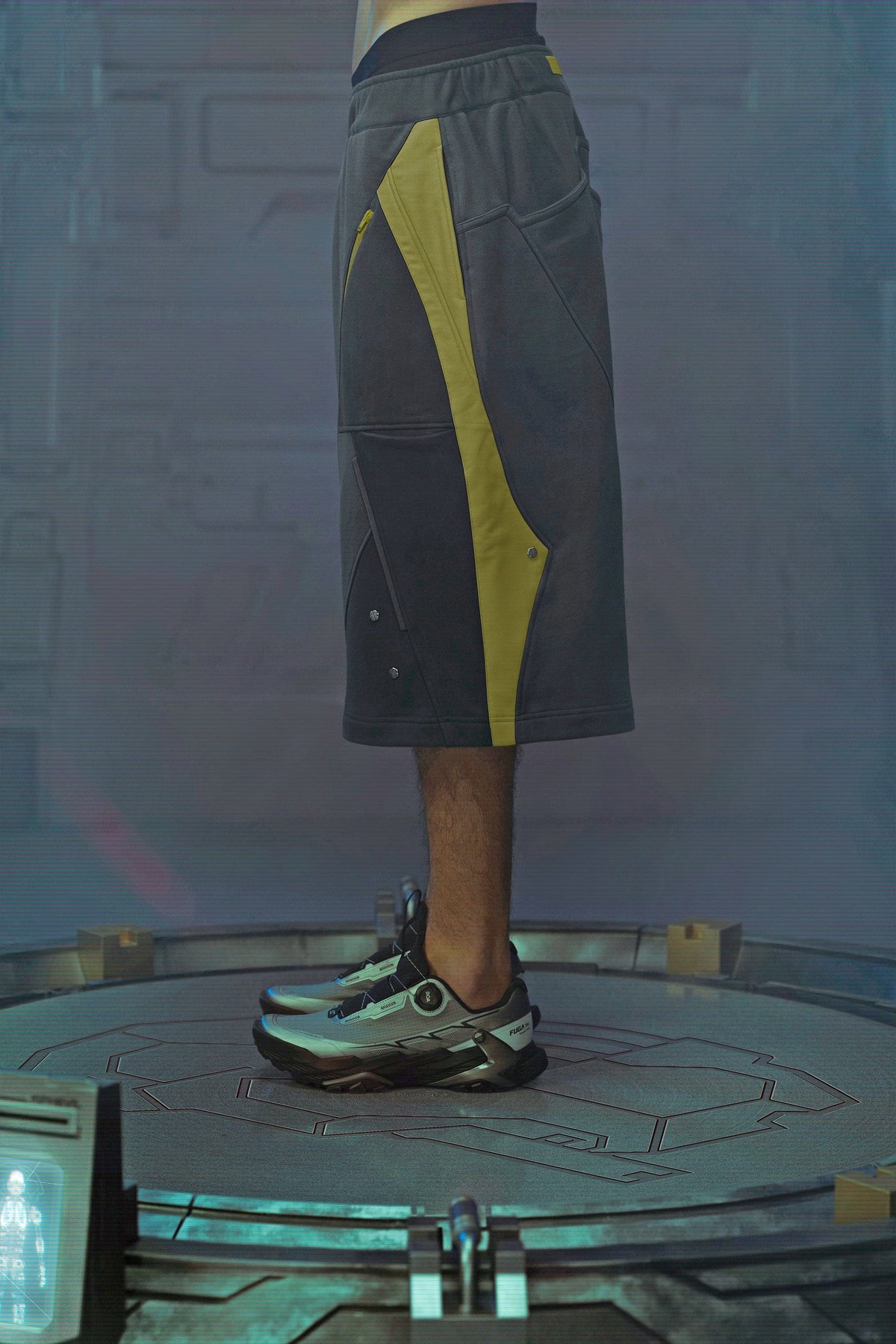 XIPHEVIL Deconstructed Zipper Rivet Shorts Yellow – photo 4 of 12