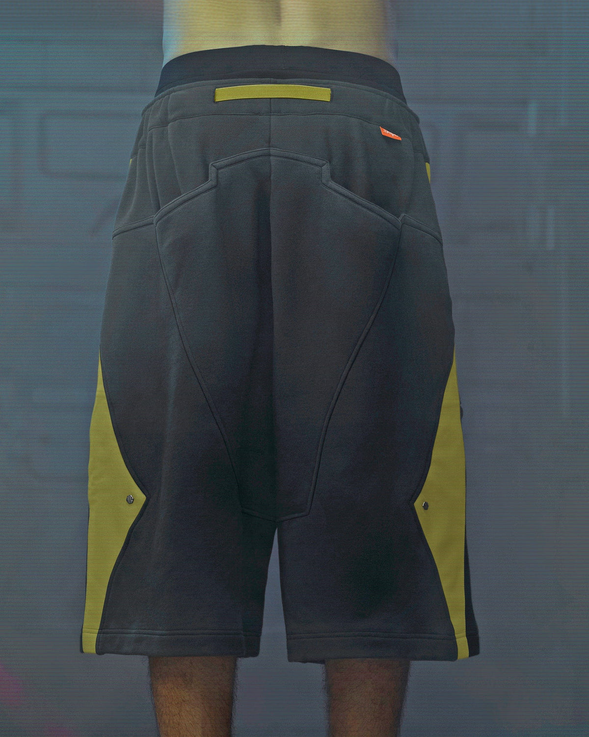 XIPHEVIL Deconstructed Zipper Rivet Shorts Yellow – photo 8 of 12