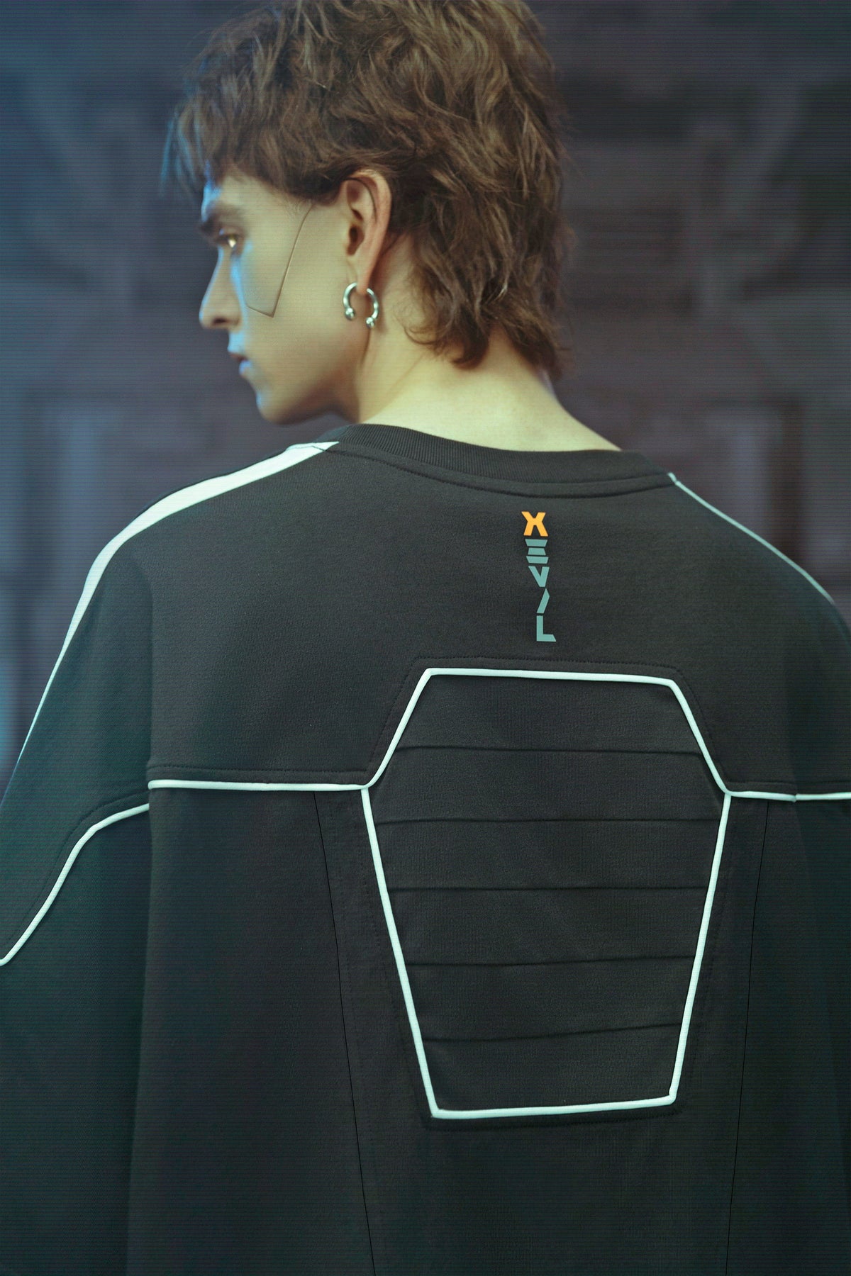 XIPHEVIL Modern Deconstructed Rivet Jersey Black – photo 7 of 15
