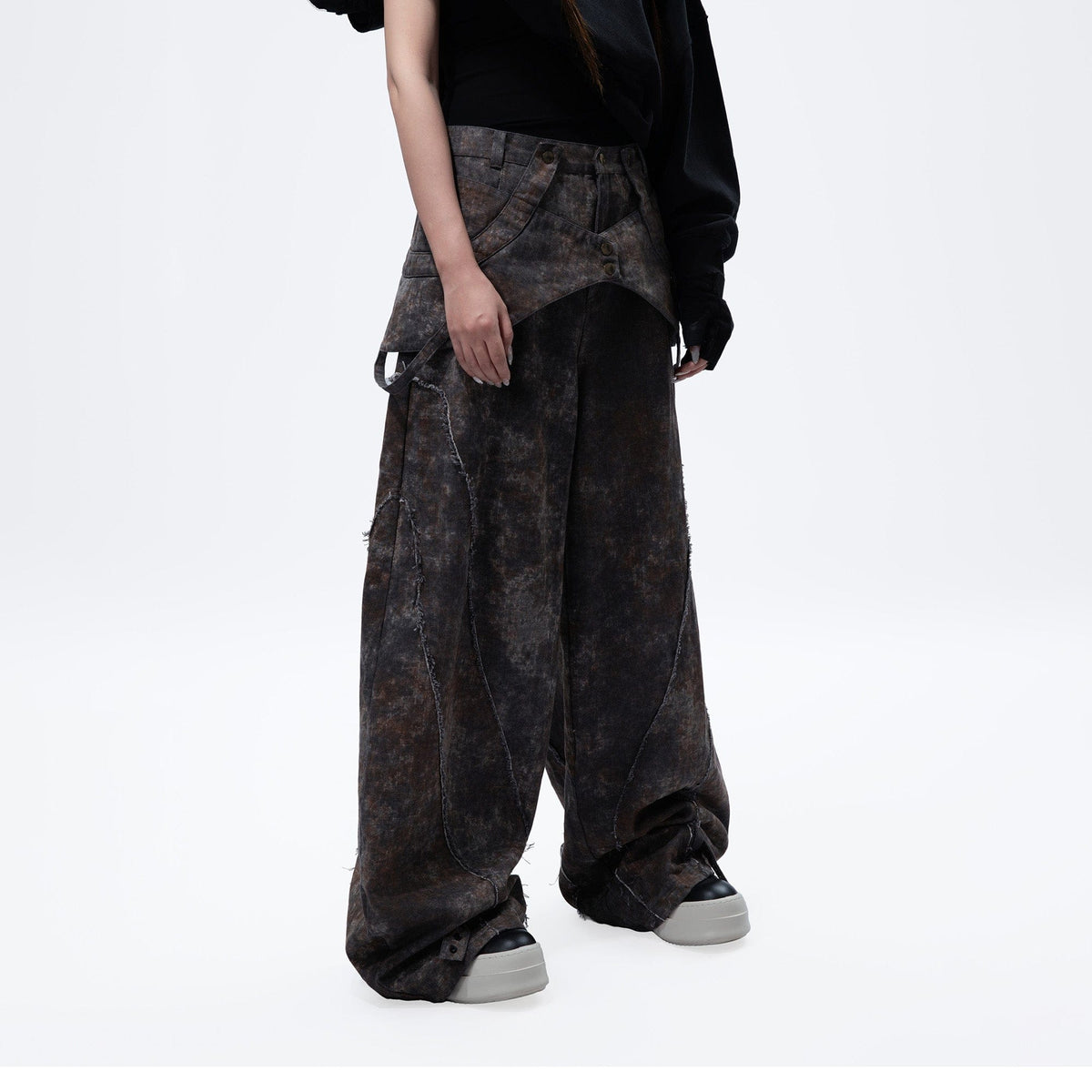 MOGONGSHE Distressed Detachable Drape Curved Panel Jeans – photo 4 of 25