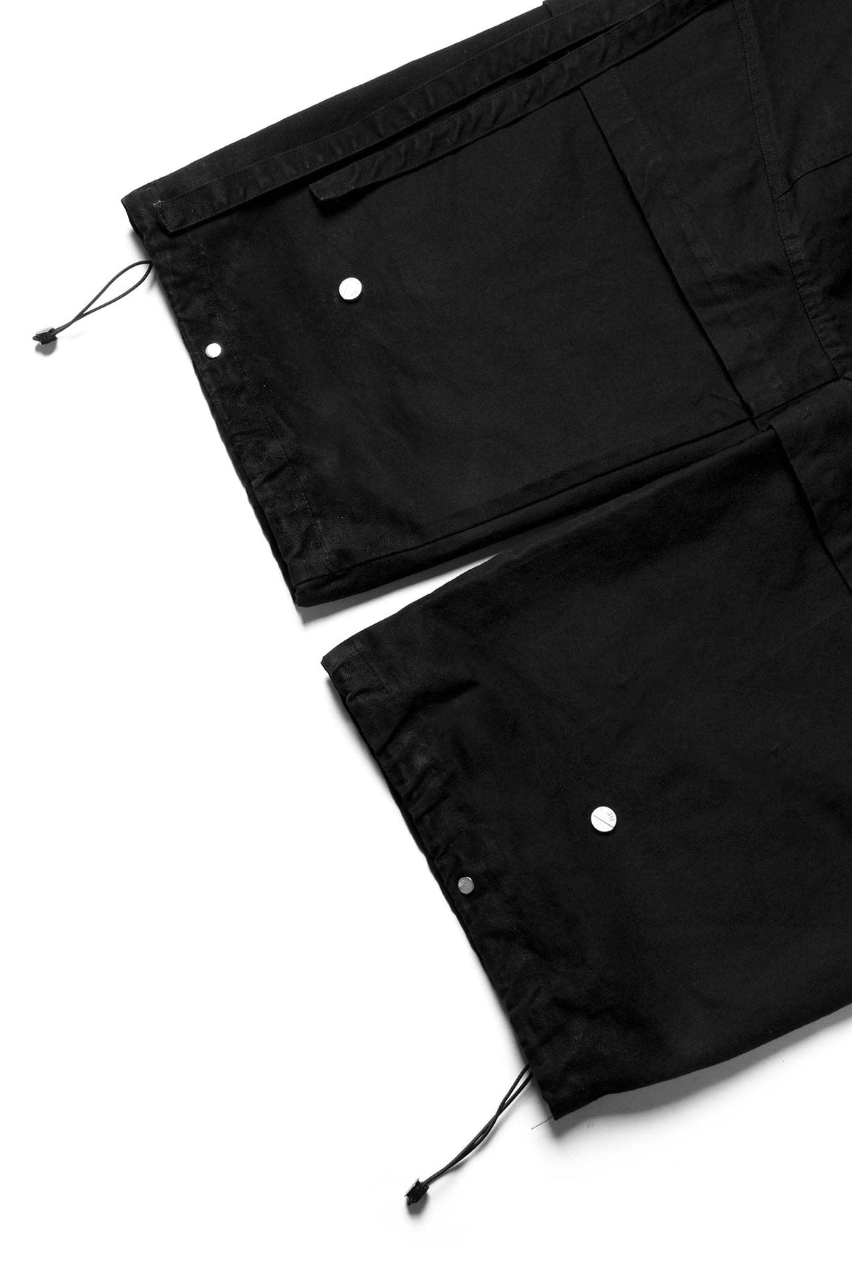 RELABEL Multi-Pocket Detachable Scarf Distressed Cargo Black – photo 6 of 6