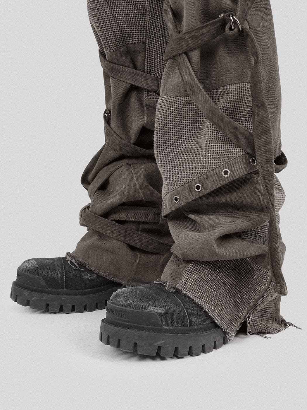 UNDERWATER Scavenger Heavyduty Multi-Pockets Striped Cargo – photo 17 of 24