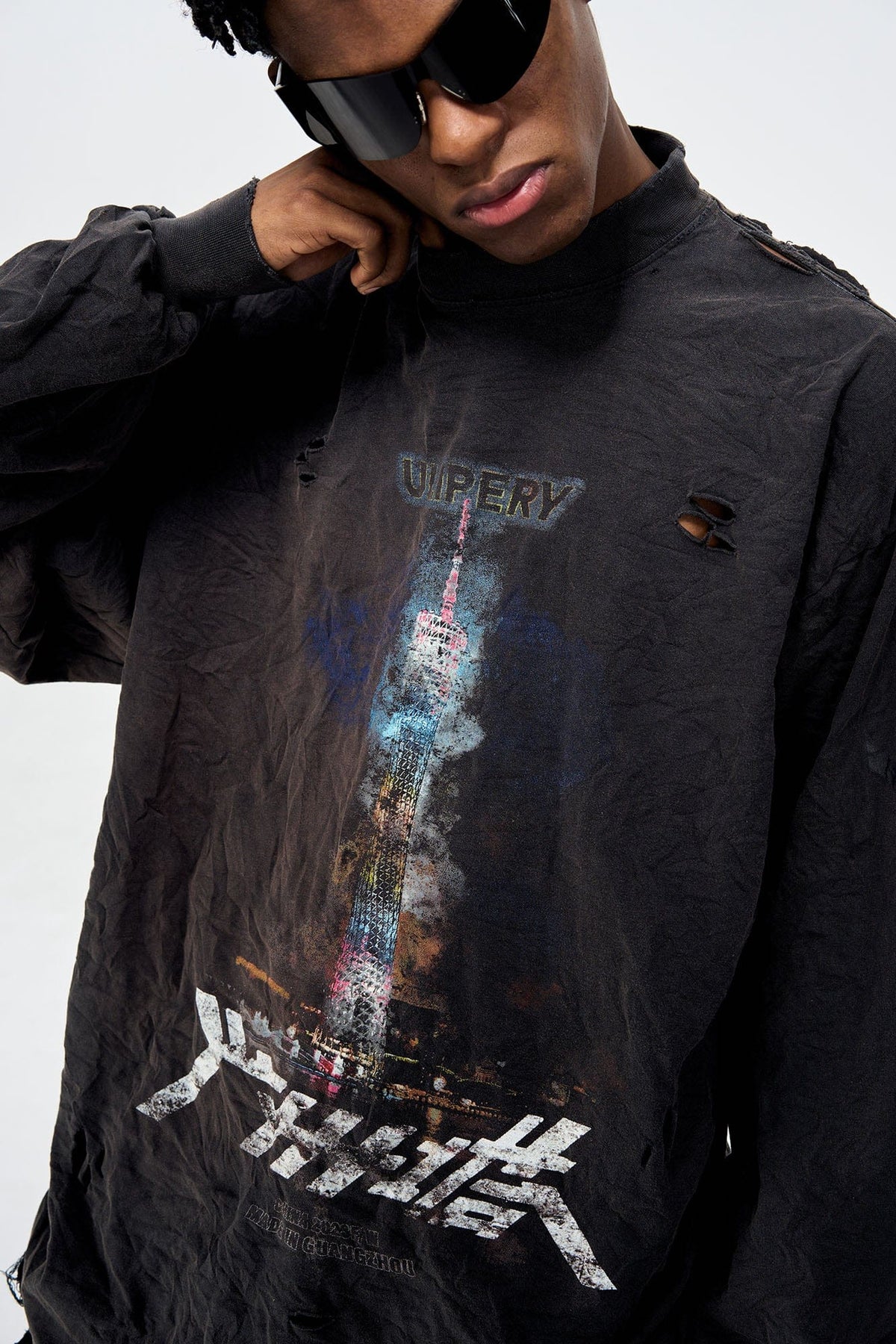 ULIPERY Distressed Glow Crinkled Long Sleeve Tee – photo 10 of 21