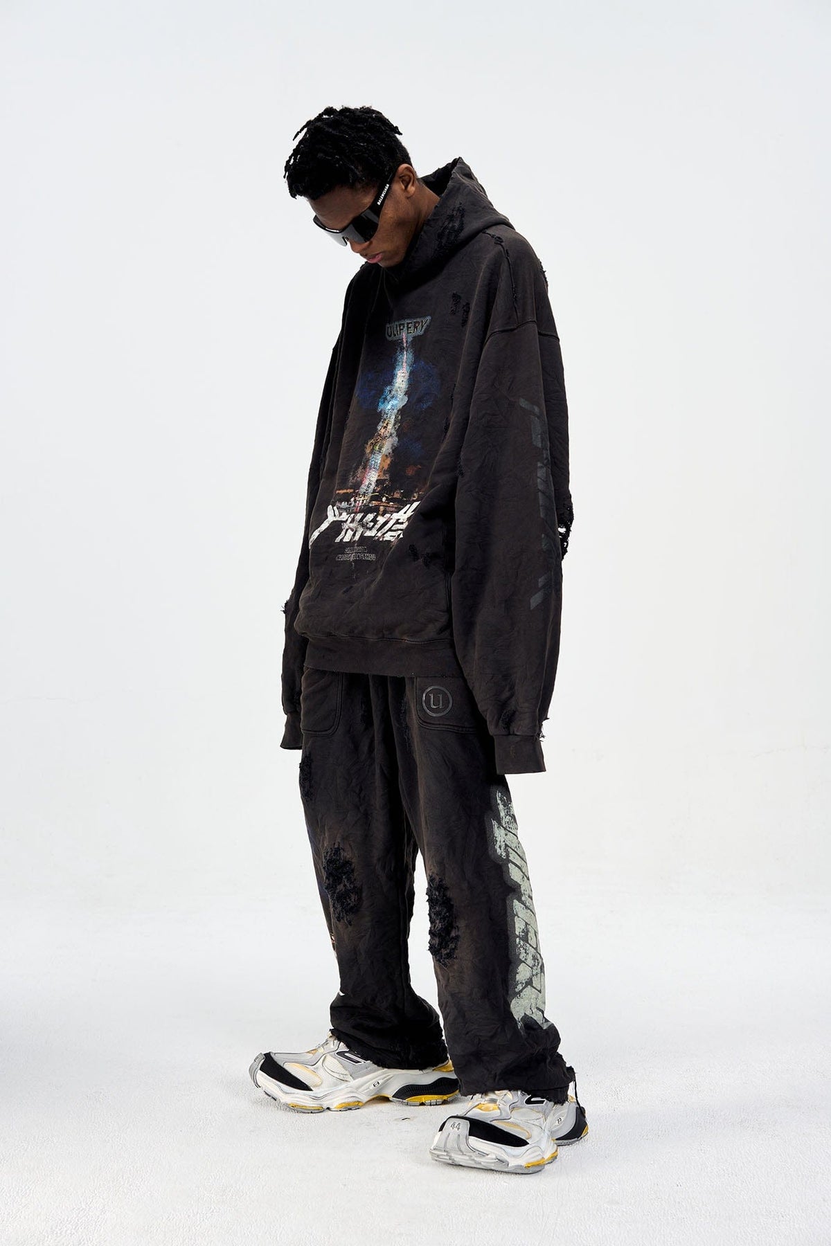 ULIPERY Distressed Glow Crinkled Hoodie – photo 5 of 20