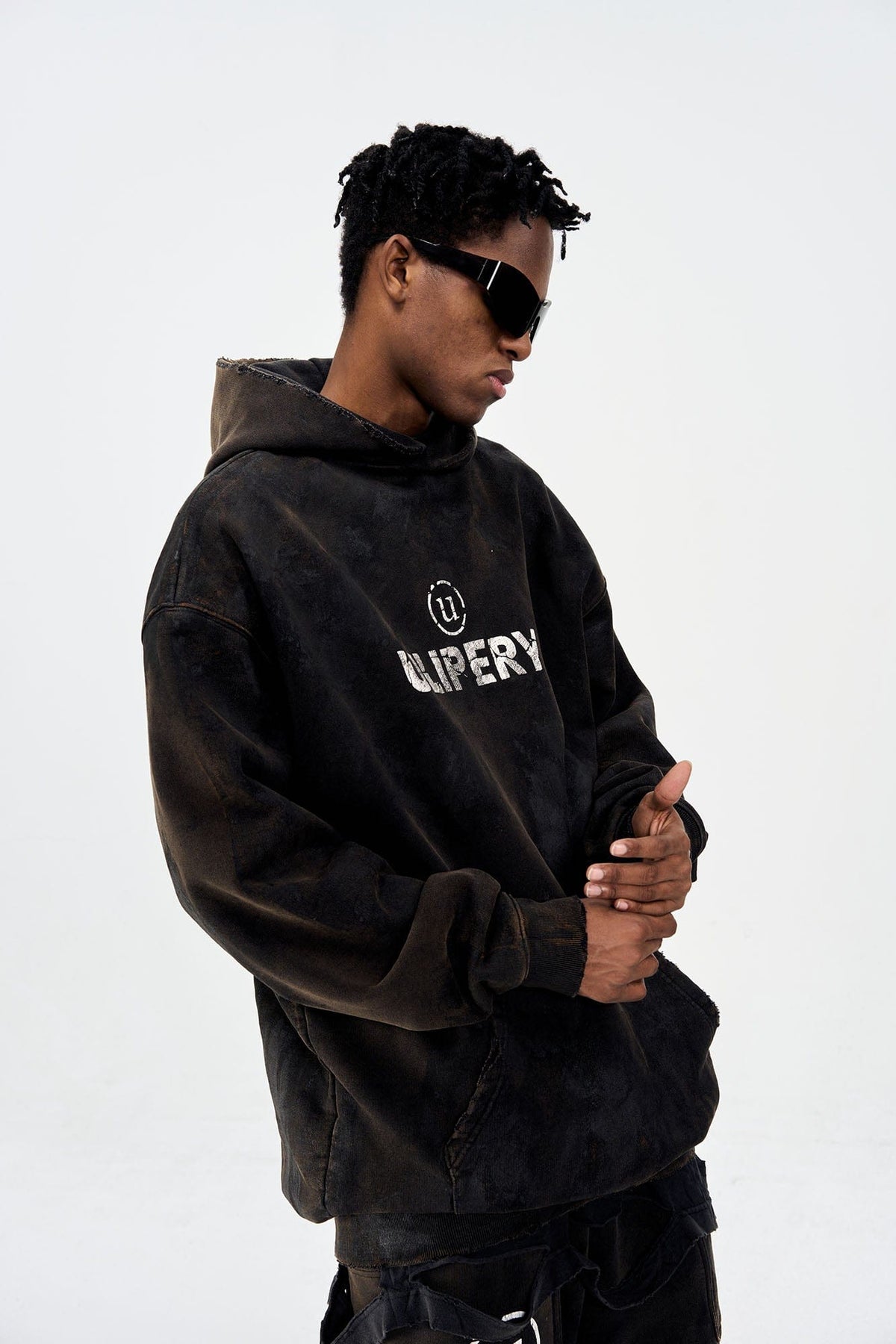 ULIPERY LOGO Mud-Wash Frayed Hoodie – photo 7 of 14