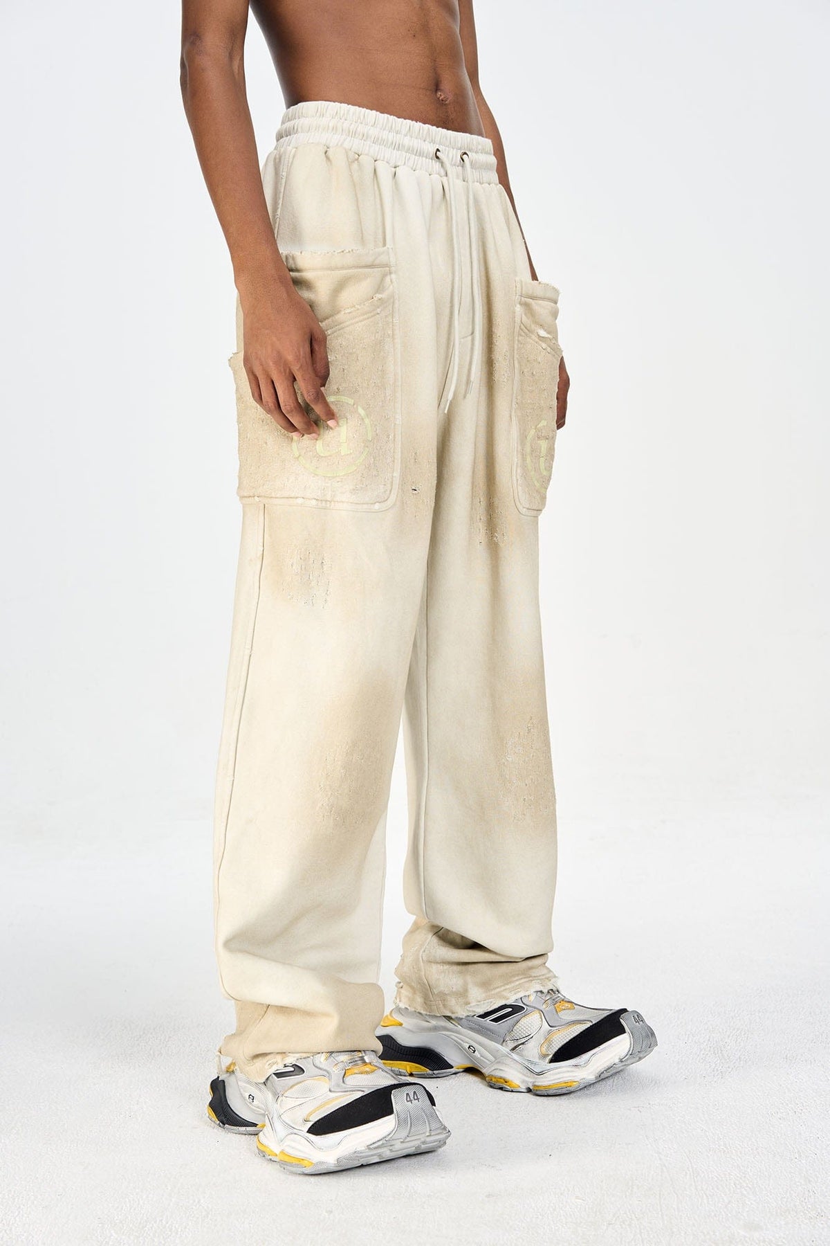 ULIPERY Dirty Fit Distressed Glow Sweatpants – photo 7 of 15