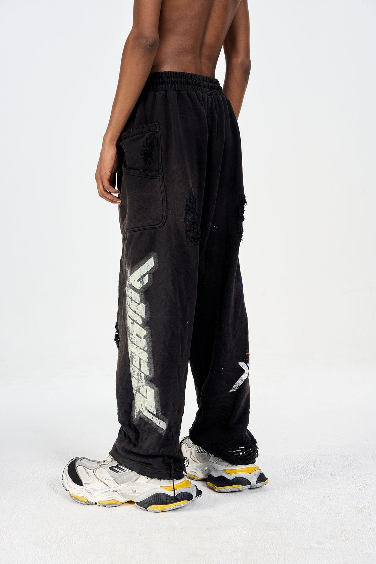 ULIPERY Distressed Glow Crinkled Sweatpants – photo 8 of 19