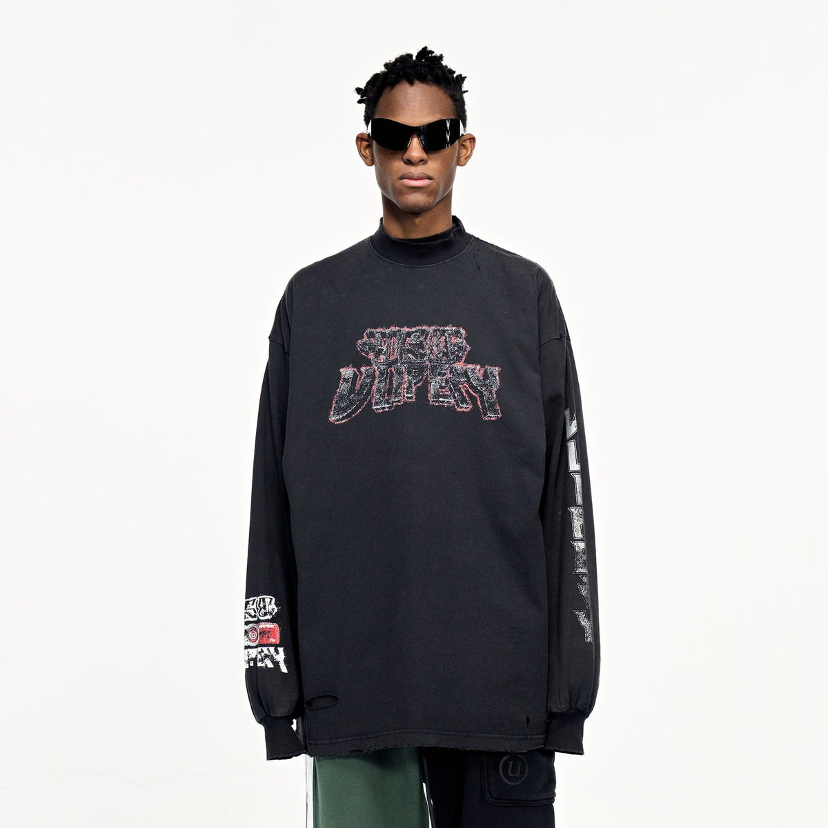 ULIPERY Distressed USB Flash Drive Graphic Long Sleeve Tee