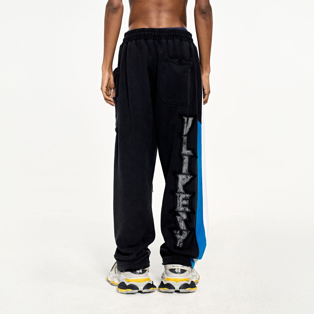 ULIPERY Asymmetric Striped LOGO Sweatpants – photo 2 of 9