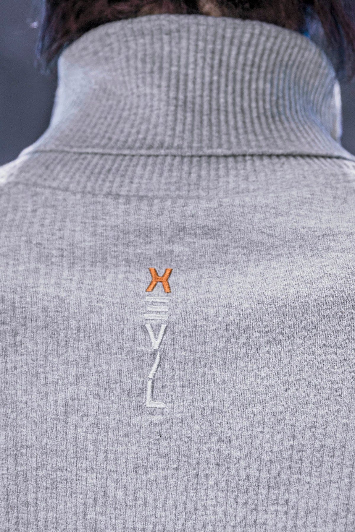 XIPHEVIL Ribbed Paneled Turtleneck Long-Sleeve Tee Grey – photo 13 of 13