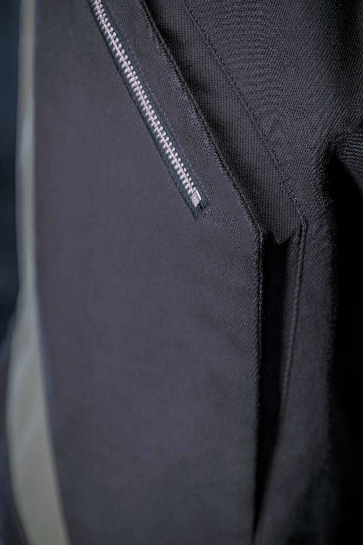 XIPHEVIL Blade Multi-Pocket Paneled Jogger Pants – photo 10 of 12