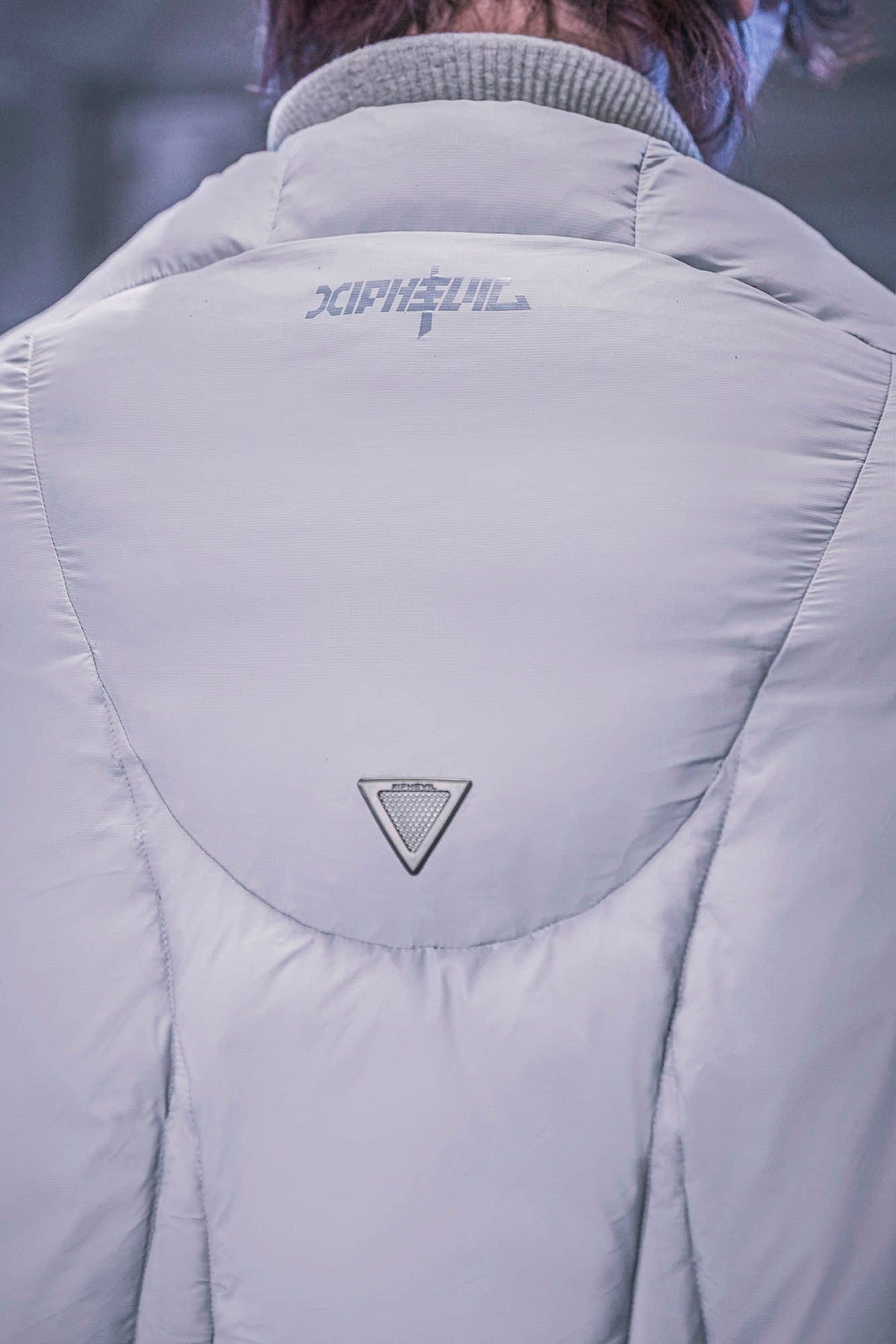 XIPHEVIL Exoskeleton Detachable-Sleeve Paneled Puffer Jacket – photo 11 of 12