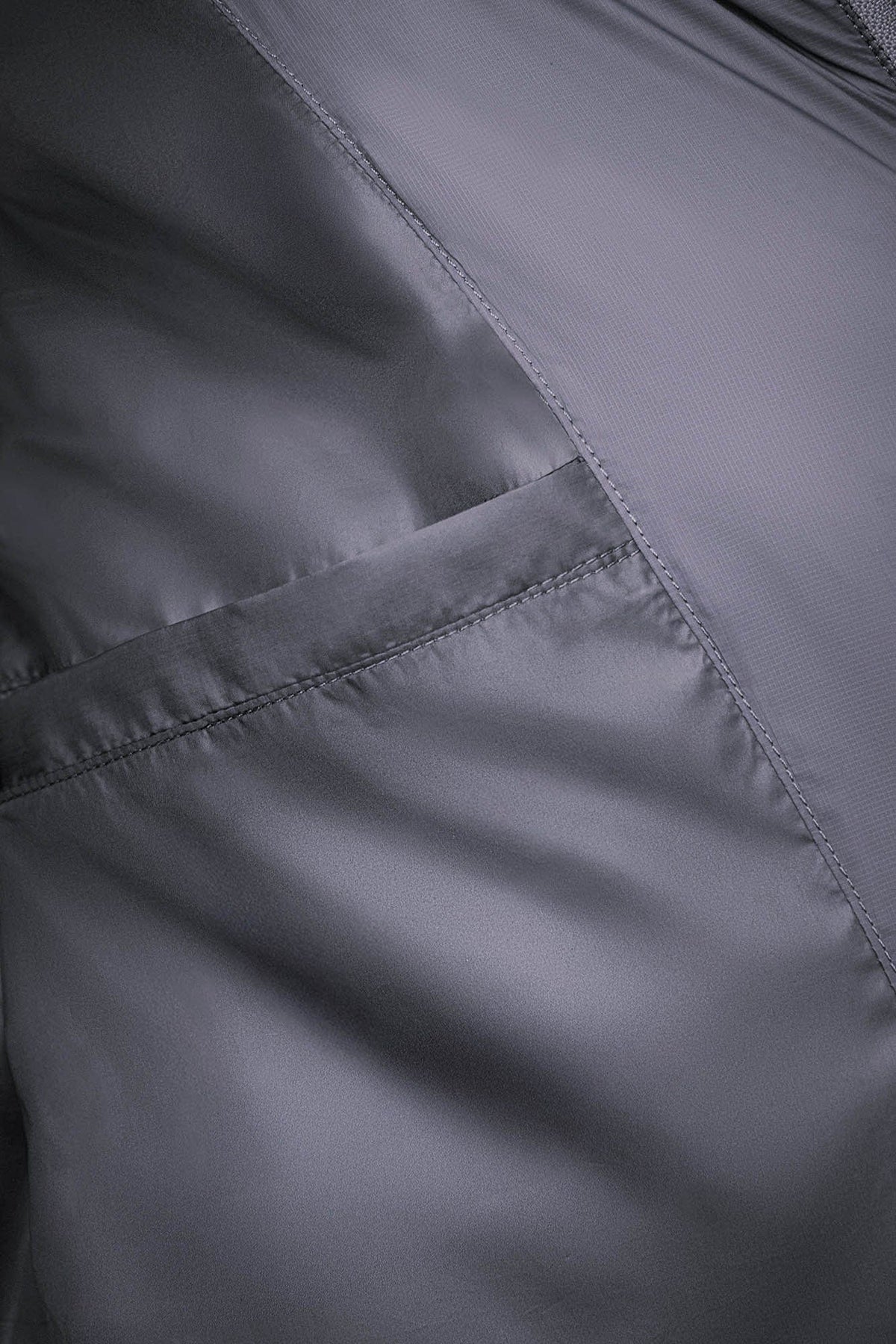 XIPHEVIL Exoskeleton Detachable-Sleeve Paneled Puffer Jacket – photo 12 of 12