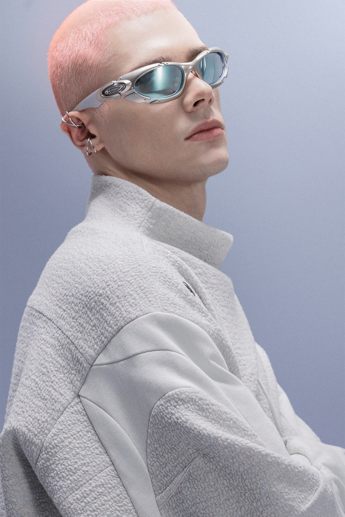XIPHEVIL Fleece-Panel Saber-Sleeve Sweatshirt White – photo 12 of 12