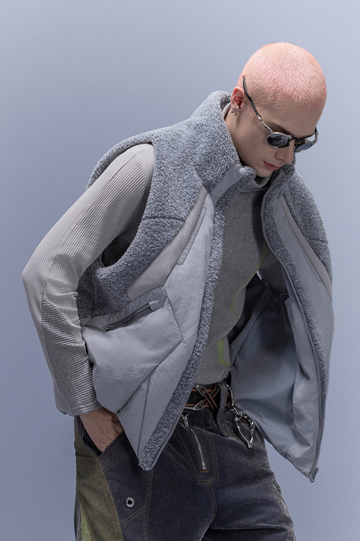 XIPHEVIL High-Neck Fleece-Panel Vest Dark Gray – photo 9 of 18