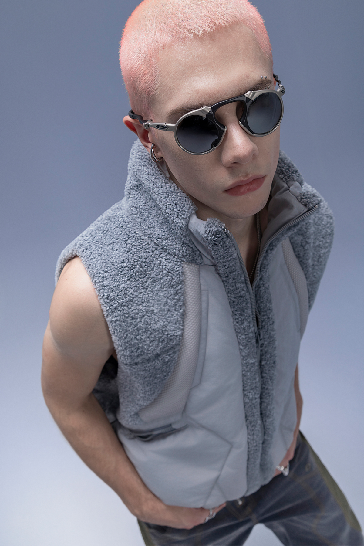 XIPHEVIL High-Neck Fleece-Panel Vest Dark Gray – photo 16 of 18